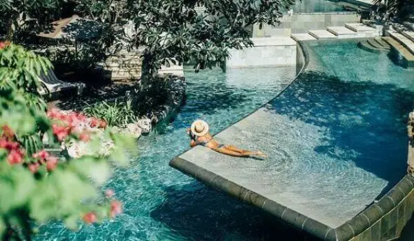 33 Tropical Swimming Pool Designs for Those Who Daydream