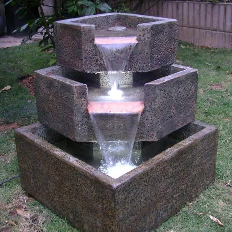 Backyard landscaping with water fountains can connect earth, water, and other elements in perfect harmony as you are about to see.