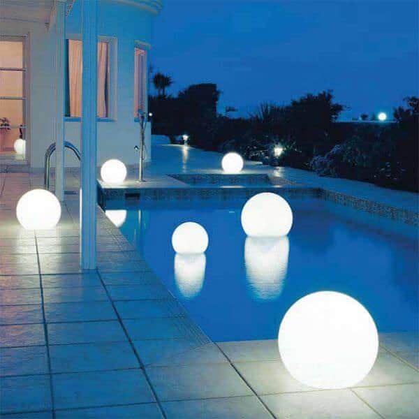 As a whole, the backyard lighting trends are always changing, but these ideas are a pleasure to check out and they really push the boundaries.