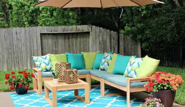 Patio Makeover on a Bduget (Affordable Ideas)